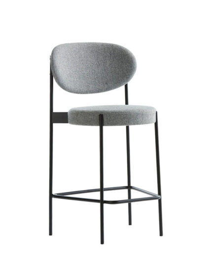 Serie 430 barstol, sort af Verner Panton (Højde: 65 cm, Stofgruppe 1)