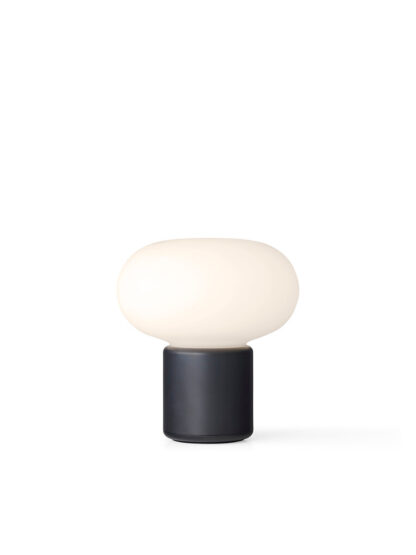 Karl-Johan portable bordlampe, Cold Black fra New Works